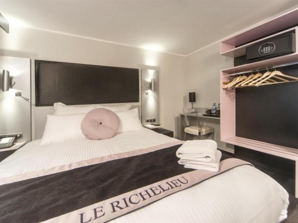 Hôtel Boutique Richelieu, Lyon Gare Part-Dieu : photo 1 de la chambre chambre lit king-size supérieure avec balcon