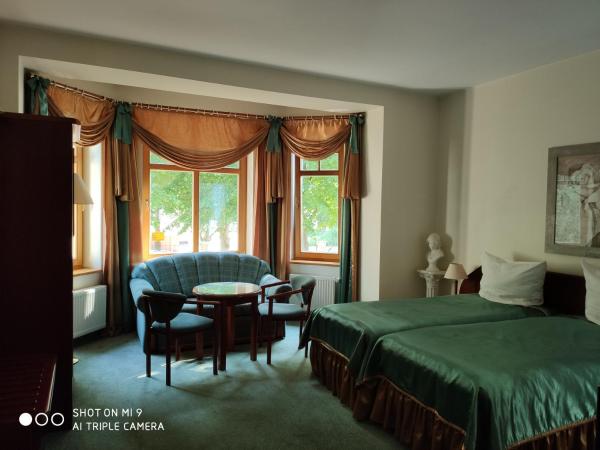 Willa Pod Dębami : photo 1 de la chambre chambre double