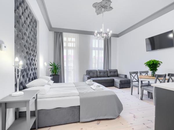 Aparthotel 1899 : photo 1 de la chambre studio avec balcon