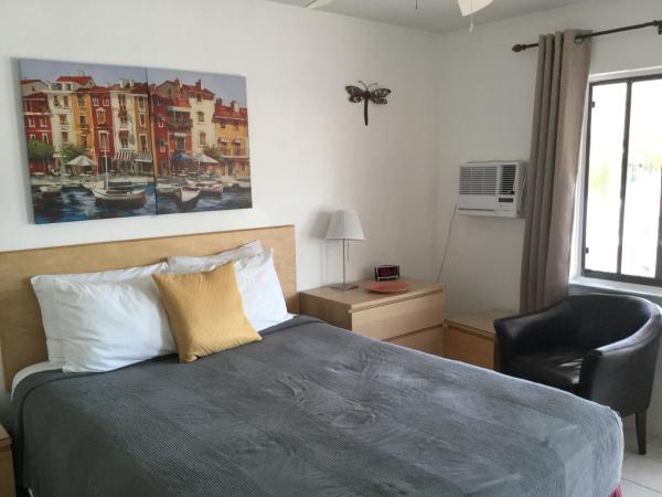 Breakaway Inn Guest House : photo 4 de la chambre studio