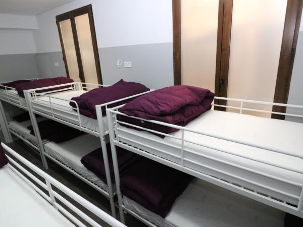 Madrid Downtown Hostel : photo 8 de la chambre lit superposé dans dortoir pour femmes 