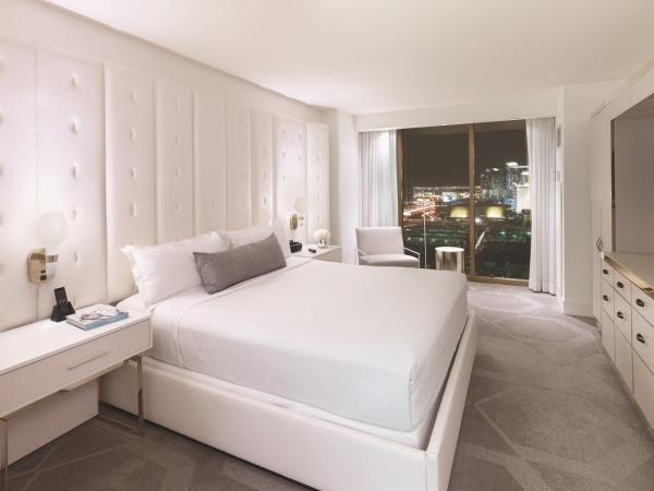 Delano Las Vegas at Mandalay Bay : photo 3 de la chambre suite lit king-size delano