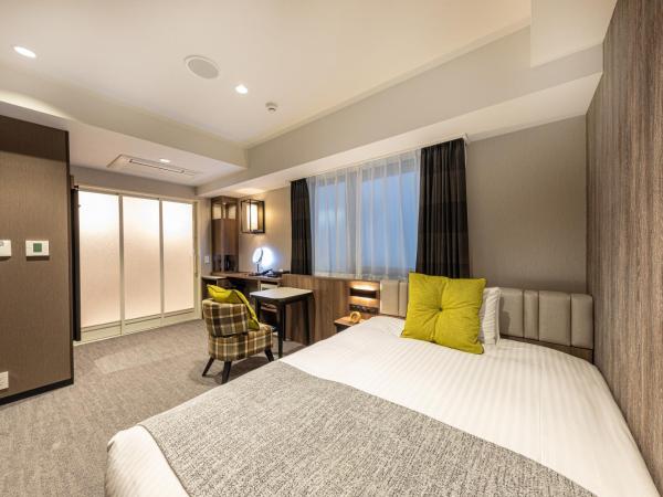 Meitetsu Inn Shinosakaeki Higashiguchi : photo 2 de la chambre chambre double - accessible aux personnes à mobilité réduite - non-fumeurs