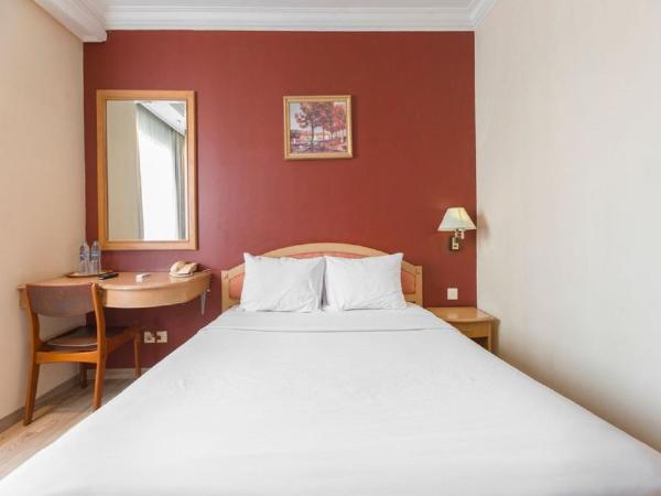 Hotel Bulevar Tanjung Duren Jakarta : photo 3 de la chambre chambre double standard