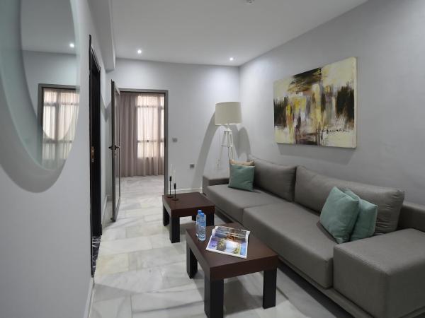 Le Yacht Suites Hotel : photo 1 de la chambre appartement - vue sur jardin