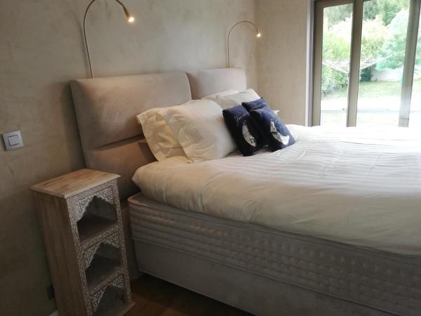Wellness Sweet Bonihu B&B : photo 5 de la chambre chambre double sans baignoire spa - vue sur jardin