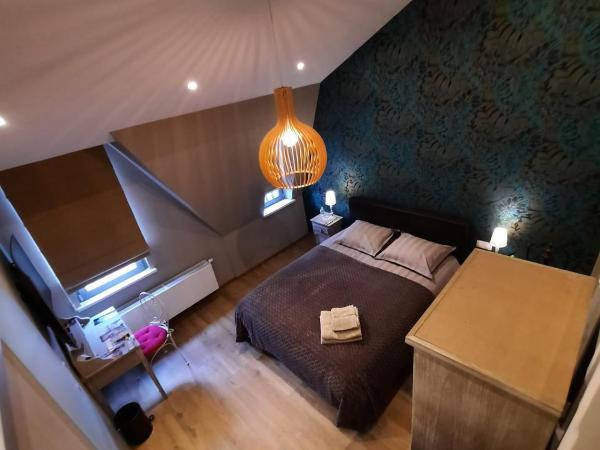 B&B Heart Of Bruges : photo 5 de la chambre chambre double ou lits jumeaux supérieure avec vue sur ville