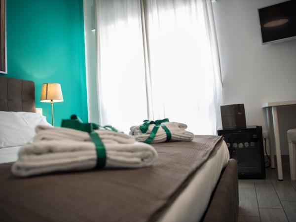 B&B Brothers Suite Vomero : photo 5 de la chambre chambre lit queen-size deluxe