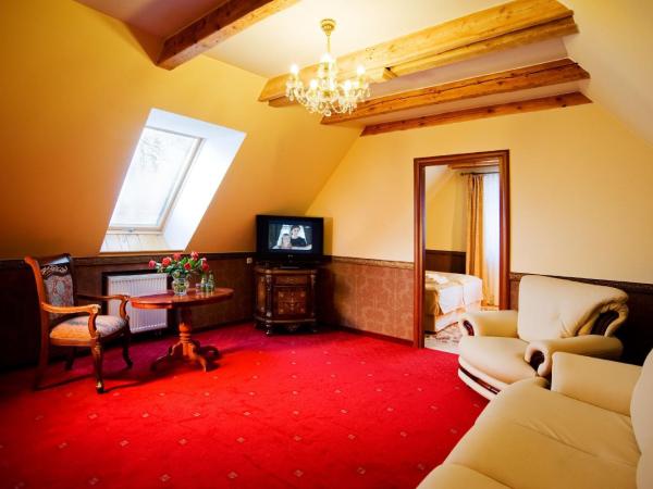 Pałac Margot Nature&SPA : photo 2 de la chambre appartement familial avec baignoire spa (2 adultes + 2 enfants)