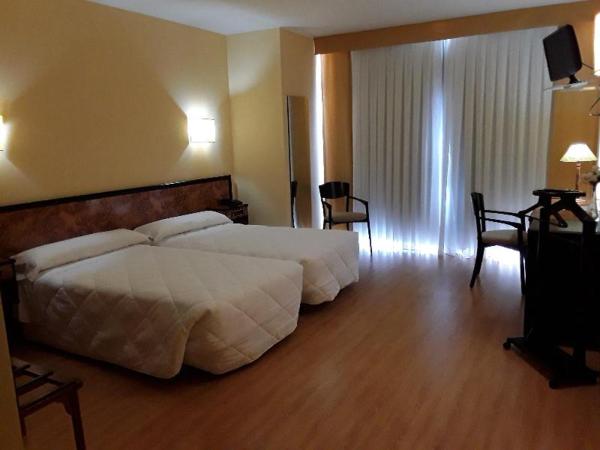 Hotel Castro : photo 5 de la chambre room #1226919