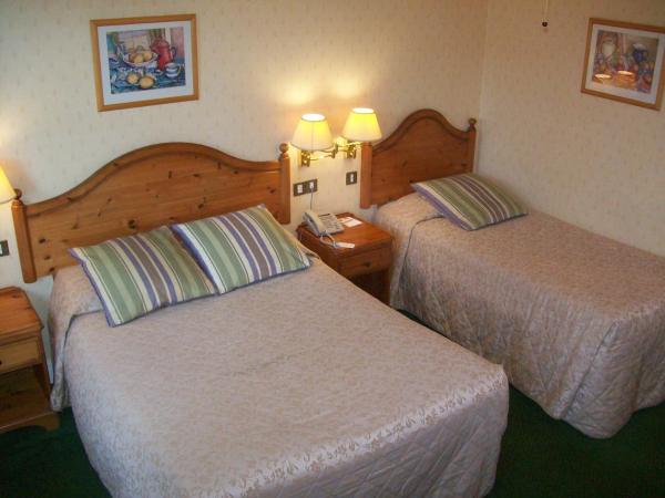 Elstead Hotel : photo 1 de la chambre chambre familiale (2 adultes + 1 enfant)
