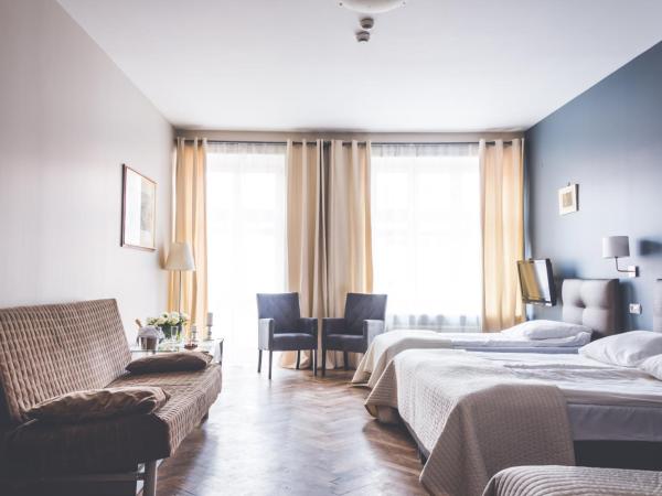 Hotel Floryan Old Town : photo 1 de la chambre chambre quadruple supérieure 