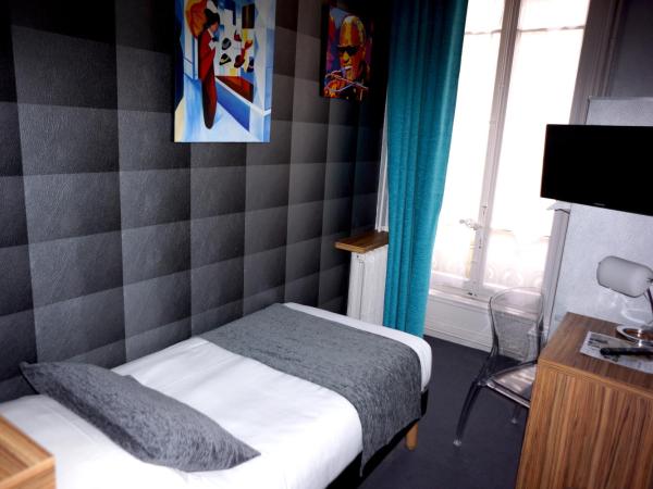 Hotel de Paris : photo 1 de la chambre petite chambre simple Économique 