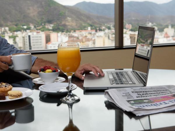 Alejandro 1º Hotel : photo 2 de la chambre suite junior