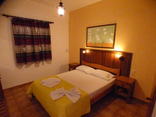 Eleni Apartments : photo 5 de la chambre studio (2 adultes)