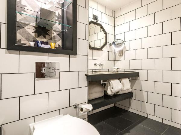 Hotel Indigo York, an IHG Hotel : photo 9 de la chambre chambre lit king-size premium avec baignoire et douche
