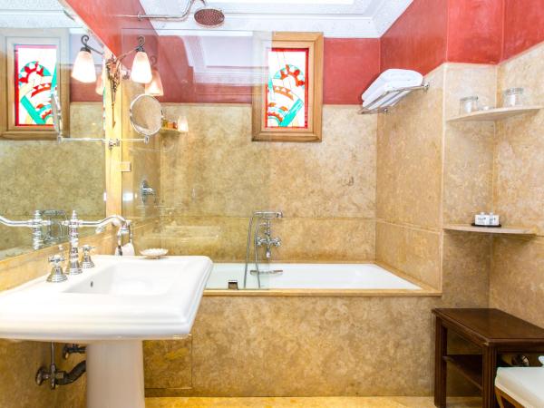 Hôtel particulier Le DOGE - Relais & Châteaux : photo 2 de la chambre chambre double standard