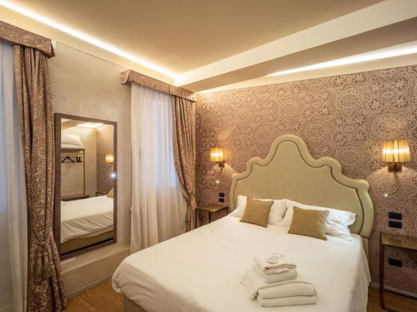 Locanda Cavanella : photo 3 de la chambre chambre double ou lits jumeaux