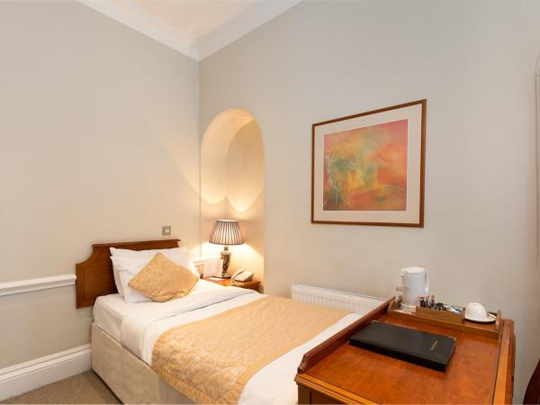 Staunton Hotel - B&B : photo 2 de la chambre petite chambre simple