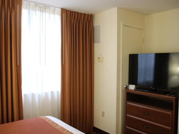 Hawthorn Suites by Wyndham Louisville East : photo 5 de la chambre suite 1 chambre lit king-size - non-fumeurs
