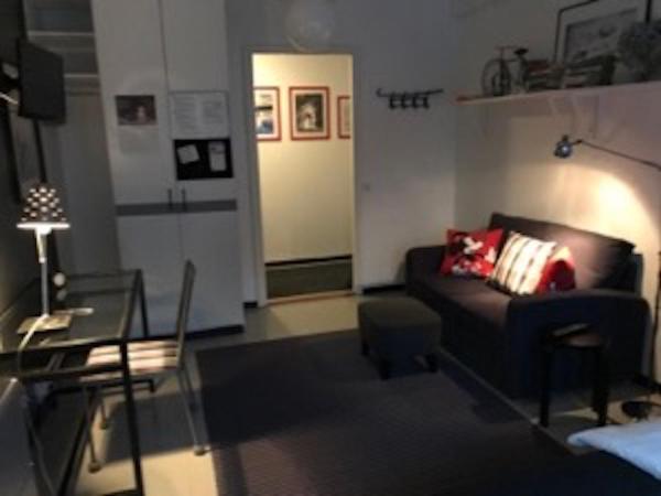 Tapulitalo Guesthouse : photo 3 de la chambre chambre simple avec salle de bains commune