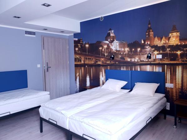 Hostel Annamarie : photo 1 de la chambre chambre triple avec salle de bains