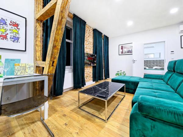 Cinema Apartments : photo 4 de la chambre appartement supérieur