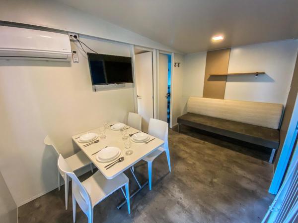 SUNNY Mobile Homes Bijela Uvala : photo 8 de la chambre mobile home