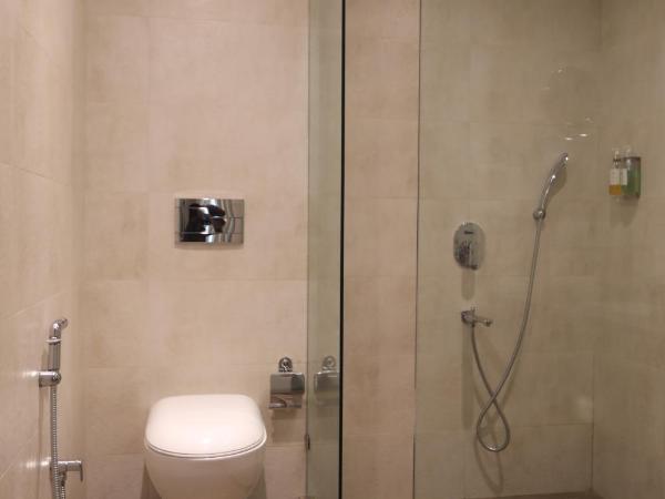 Hotel Cliffton : photo 4 de la chambre chambre lit king-size exécutive