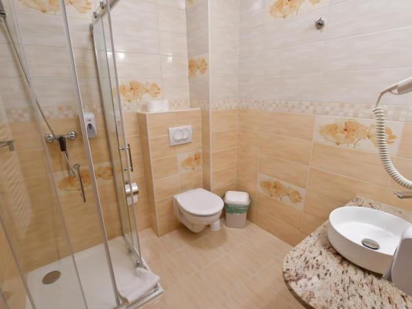 Hotel Barbakán : photo 6 de la chambre chambre quadruple