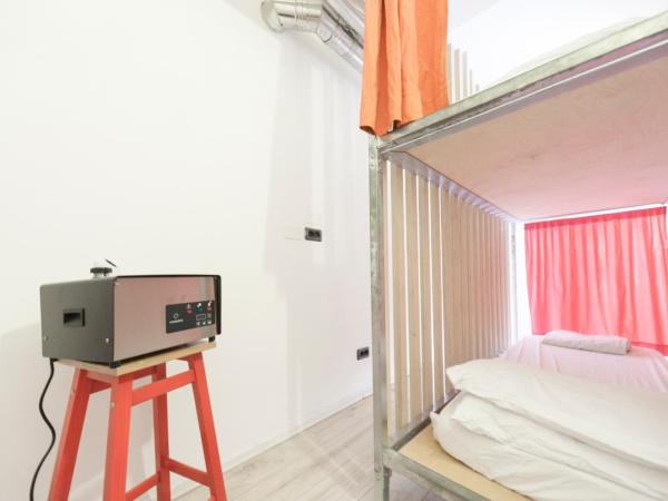 Dopa Hostel : photo 1 de la chambre lit dans dortoir mixte de 4 lits