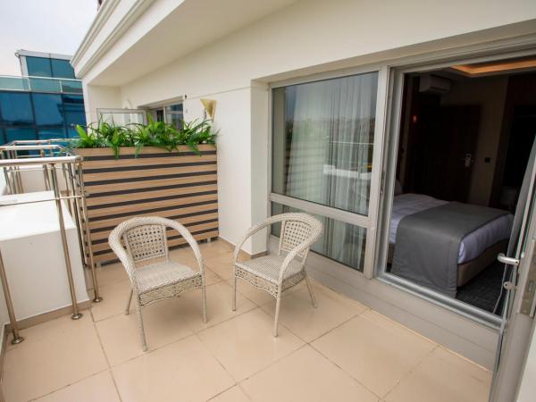 THE GREEN HOTEL : photo 5 de la chambre suite avec terrasse