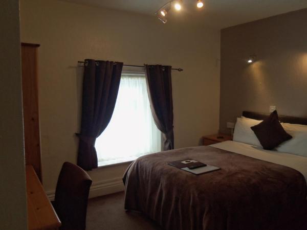 Novello Blackpool : photo 3 de la chambre chambre double avec salle de bains privative