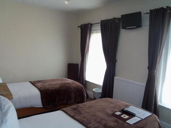 Novello Blackpool : photo 5 de la chambre chambre lits jumeaux avec salle de bains privative