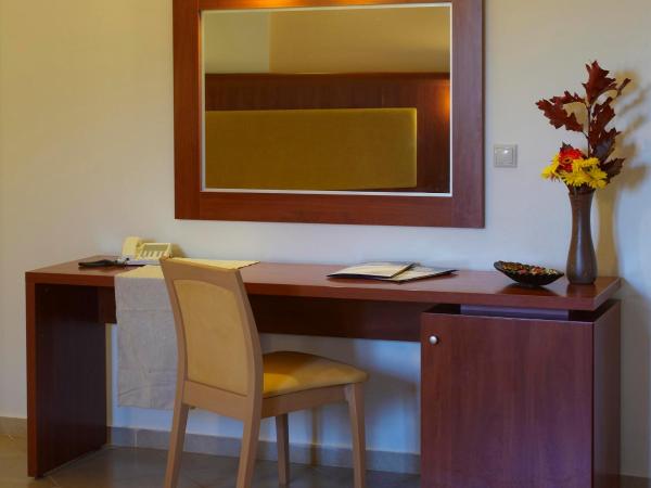 Parnis Palace : photo 1 de la chambre chambre triple standard