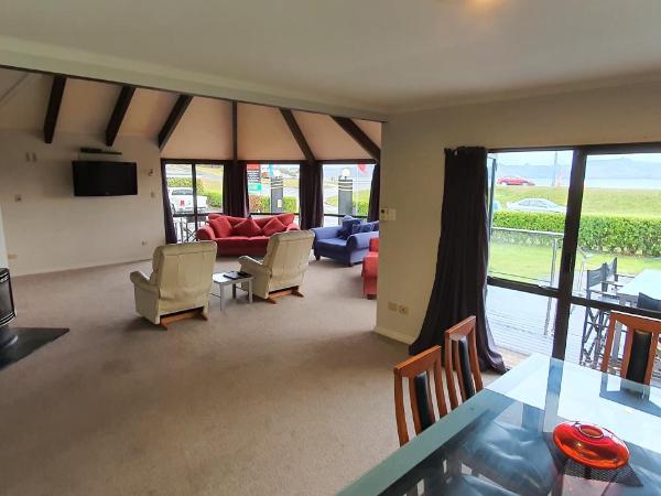 Accent On Taupo Motor Lodge : photo 3 de la chambre villa - vue sur lac