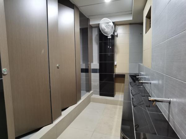 Leo Backpackers @ Central Market : photo 3 de la chambre lit superposé dans dortoir pour femmes