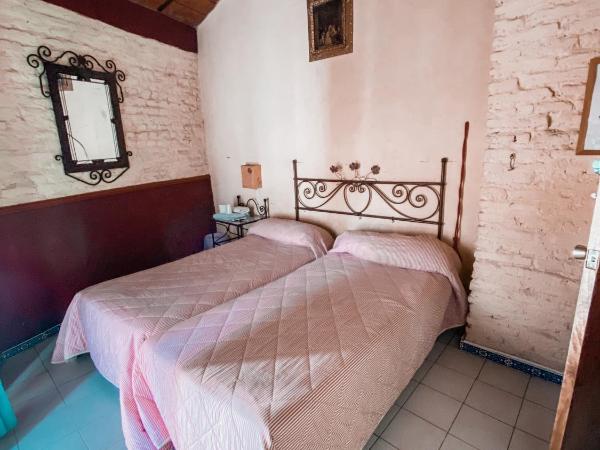 PENSION VERGARA , Sevilla : photo 6 de la chambre chambre double ou lits jumeaux avec salle de bains commune