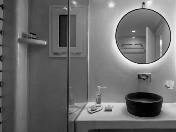 Villa Renos Hotel : photo 8 de la chambre chambre double ou lits jumeaux