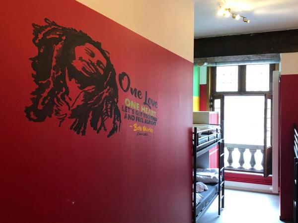 Antwerp City Hostel : photo 3 de la chambre lit dans dortoir mixte de 8 lits 