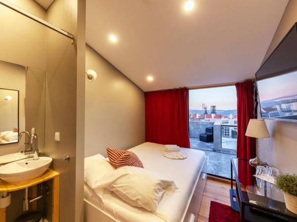 The Bridge : photo 4 de la chambre chambre double deluxe avec balcon
