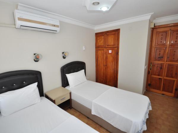 Defne & Zevkim Hotel : photo 1 de la chambre chambre familiale