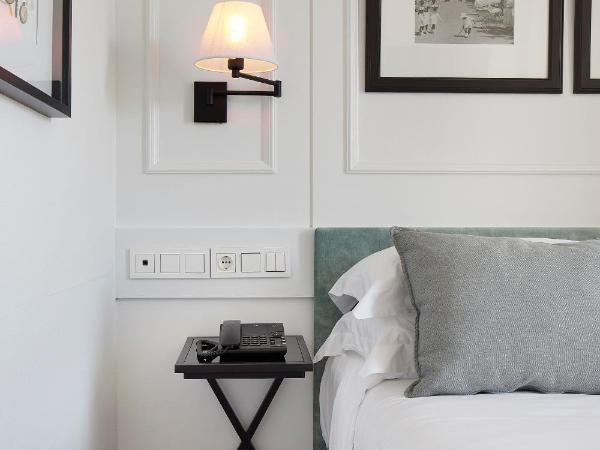 Hotel de Londres y de Inglaterra : photo 3 de la chambre petite chambre double - vue sur ville