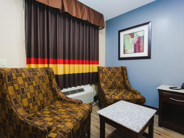 Home Place Inn : photo 8 de la chambre suite lit king-size – non-fumeurs