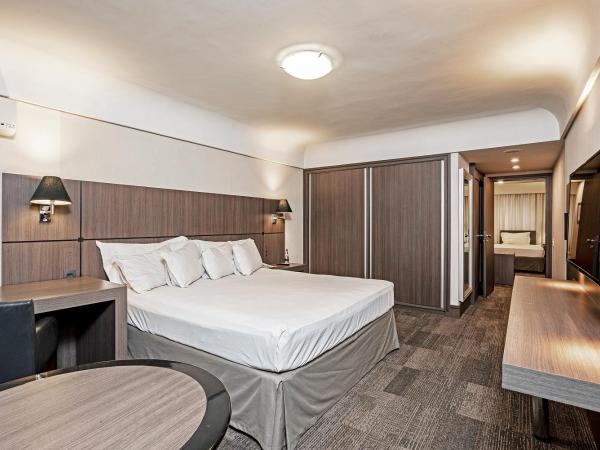 Slaviero Curitiba Centro : photo 4 de la chambre chambre familiale supérieure