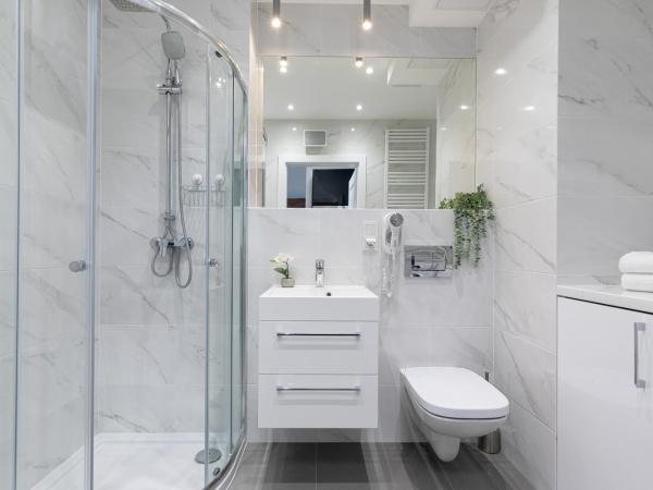 Symphony Baltica Towers Aparthotel : photo 6 de la chambre suite familiale