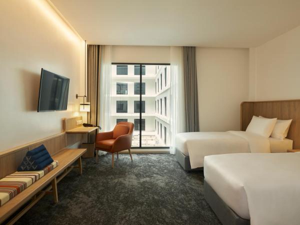 ASAI Bangkok Chinatown : photo 1 de la chambre hébergement lits jumeaux spacieux - vue sur cour