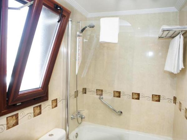 Hotel Alameda Málaga : photo 7 de la chambre room #1182117