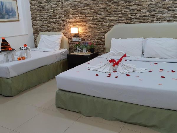 Quality Guest House : photo 4 de la chambre chambre familiale