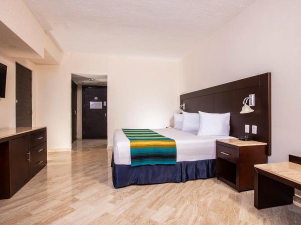 Crown Paradise Club Cancun - All Inclusive : photo 2 de la chambre chambre double ou lit king-size (2 adultes + 3 enfants) - vue sur océan
